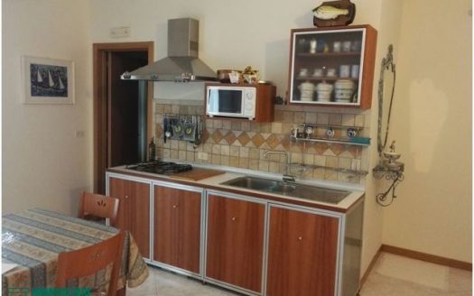 AFFITTASI APPARTAMENTO LUNGOMARE CRISTOFORO COLOMBO