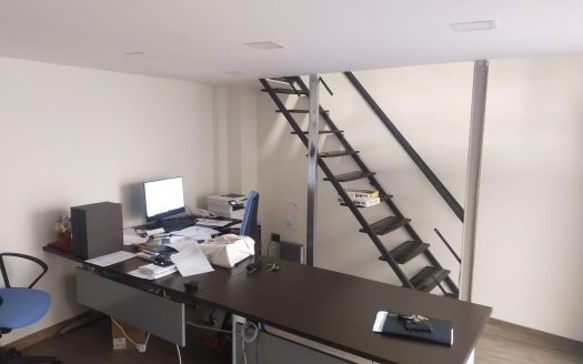 AFFITTASI LOCALE VIA ROSSINI, 16-18