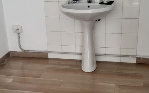 AFFITTASI APPARTAMENTO USO UFFICIO C.SO IMBRIANI, 33/A