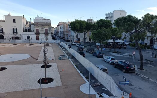 AFFITTASI APPARTAMENTO USO UFFICIO VIA BARISANO, 47