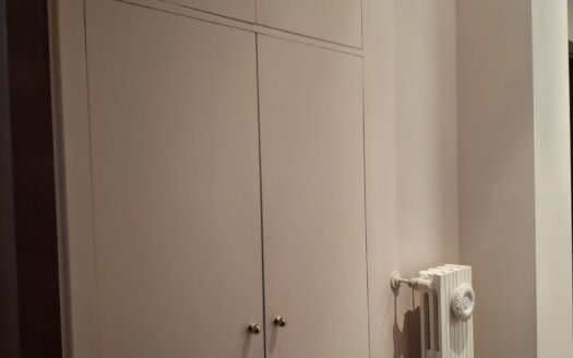 VENDESI APPARTAMENTO VIA PERRONE CAPANO, 28