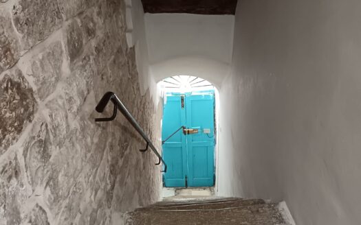 AFFITTASI APPARTAMENTO ARREDATO VIA LA GIUDEA, 15