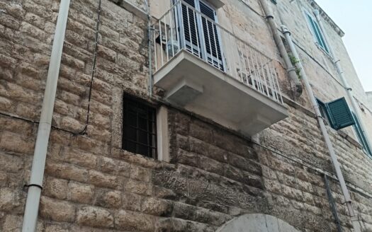 AFFITTASI APPARTAMENTO ARREDATO VIA LA GIUDEA, 15