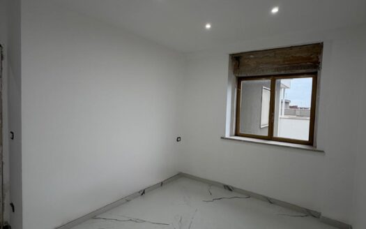 VENDESI ATTICO VIALE EUROPA, 61