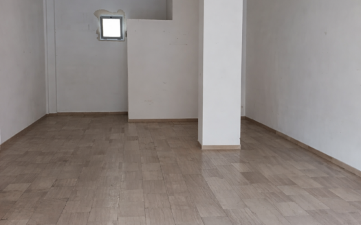 VENDESI LOCALE VIA LARGO CADUTI DI TUTTE LE GUERRE, 27