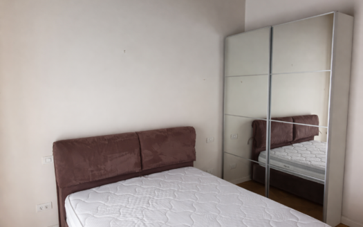 AFFITTASI APPARTAMENTO ARREDATO VIA LA GIUDEA, 15