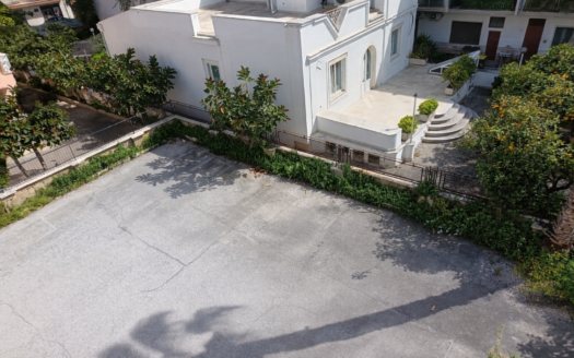 VENDESI APPARTAMENTO VIA POSTUMIA, 3