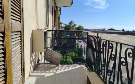 VENDESI APPARTAMENTO VIA DONINZETTI, 13