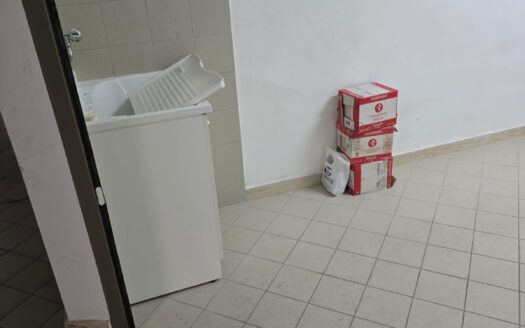 AFFITTASI BOX VIA FIRENZE, 21