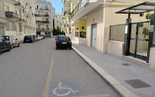 APPARTAMENTO VENDESI VIA CAPOSELE, 15