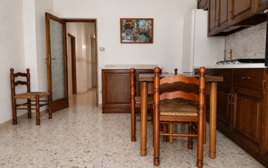 APPARTAMENTO VENDESI VIA CAPOSELE, 15