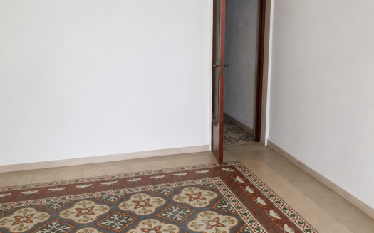 VENDESI APPARTAMENTO CORSO VITTORIO EMANUELE, 78