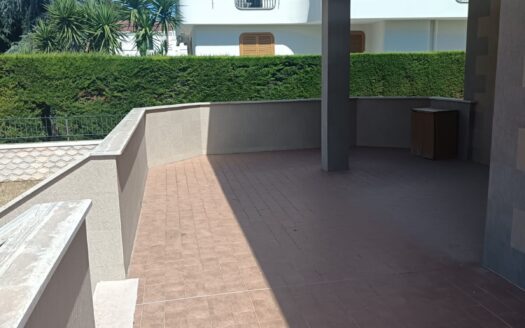 VENDESI VILLA VIA MALCANGI