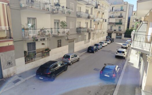 APPARTAMENTO VENDESI VIA CAPOSELE, 15