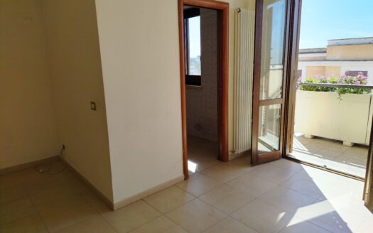APPARTAMENTO AFFITTASI CORSO IMBRIANI, 103