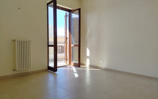 APPARTAMENTO AFFITTASI CORSO IMBRIANI, 103