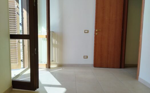APPARTAMENTO AFFITTASI CORSO IMBRIANI, 103
