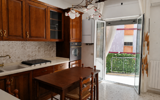 APPARTAMENTO VENDESI VIA CAPOSELE, 15