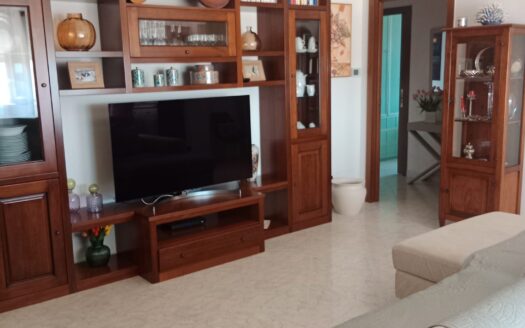 VENDESI APPARTAMENTO VIA BORSELLINO
