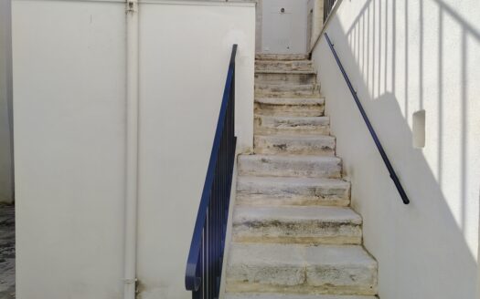 VENDESI APPARTAMENTO VIA DOGANA VECCHIA, 17