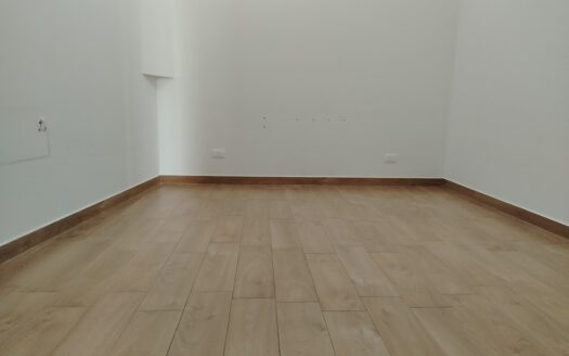 VENDESI APPARTAMENTO VIA DOGANA VECCHIA, 17