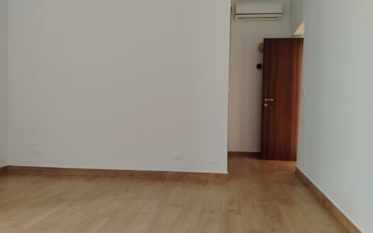 VENDESI APPARTAMENTO VIA DOGANA VECCHIA, 17