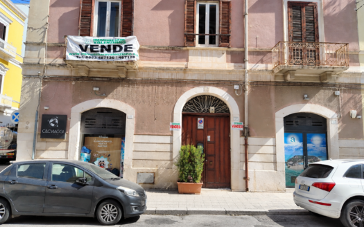 VENDESI PALAZZINA VIA SAN GERVASIO, 27