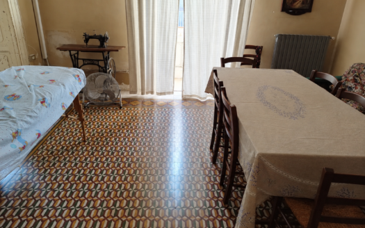 VENDESI PALAZZINA VIA SAN GERVASIO, 27