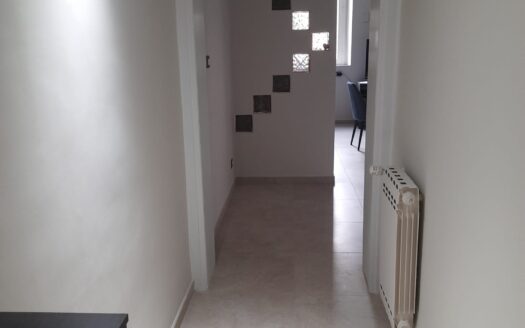 VENDESI APPARTAMENTO VIA UMBERTO, 284