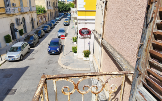 VENDESI PALAZZINA VIA SAN GERVASIO, 27