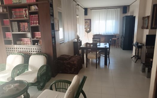 APPARTAMENTO ARREDATO AFFITTASI VIA ROVIGNO