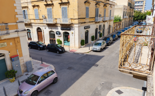 VENDESI PALAZZINA VIA SAN GERVASIO, 27