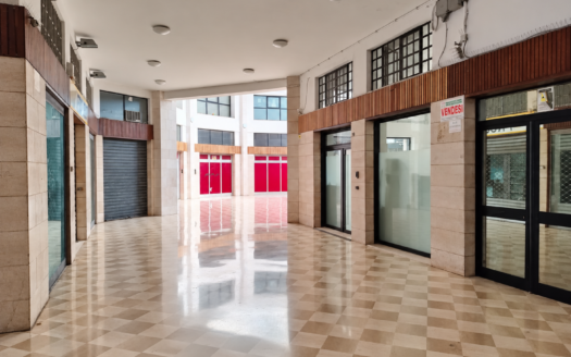 VENDESI APPARTAMENTO GALLERIA, 15