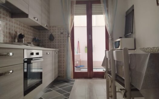 VENDESI APPARTAMENTO VIA TREVISO, 4