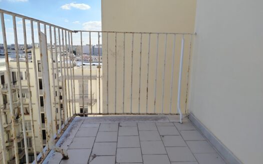 VENDESI APPARTAMENTO GALLERIA, 15