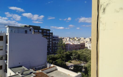 VENDESI APPARTAMENTO GALLERIA, 15
