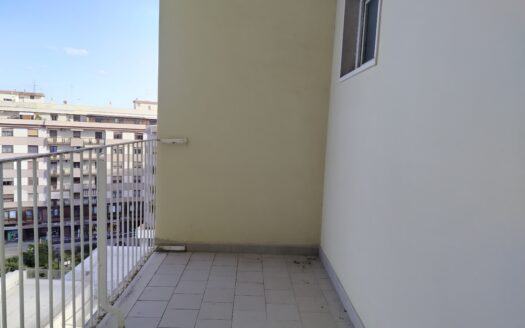 VENDESI APPARTAMENTO GALLERIA, 15