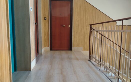VENDESI APPARTAMENTO GALLERIA, 15